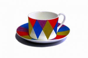 Exclusive teacups and saucers designed by Lothar.