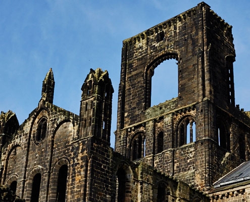 A closer look at the top of the ruins of Kirkstall Abbey