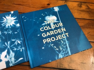 a book with the title colour garden project