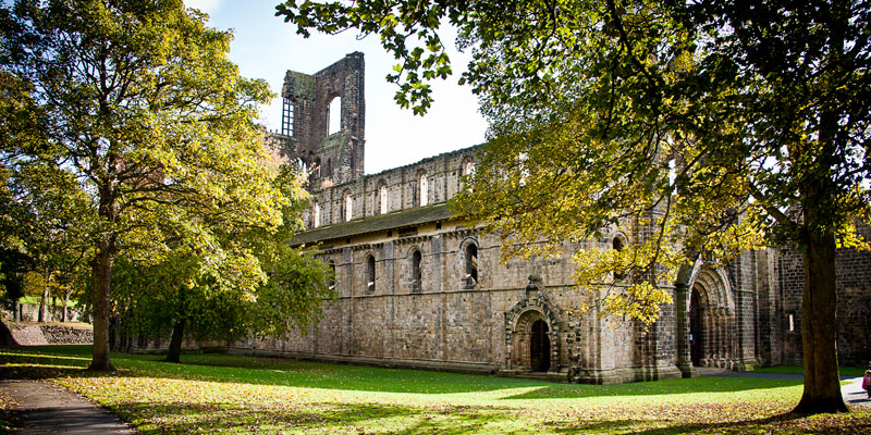 Kirkstall Abbey in autumn